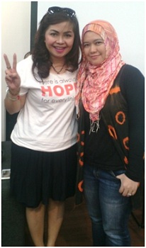 Bersama Mbak Silly, semoga kebaikan hatinya menular pada saya J