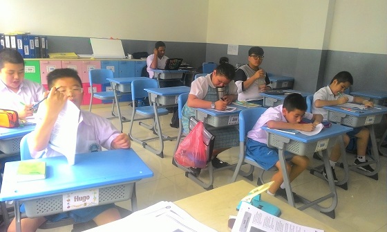 Susana Belajar di Sekolah Swasta