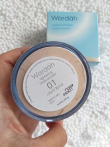 Wardah Lightening Loose Powder