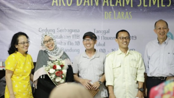 Launching Buku Aku dan Alam Semesta