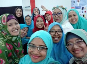 Arisan Ilmu Surabaya: Etika Menulis dan Video Blogging