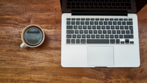 Tip Menulis Ulang Artikel Blog Agar Terbebas Jebakan Plagiarisme