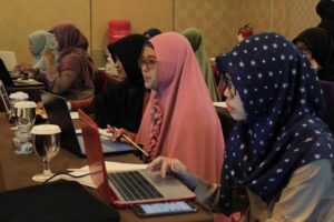 Ingin Jadi Penulis Keren