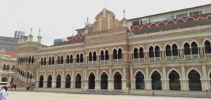Tip Menyiapkan Jalan-jalan ke Malaysia
