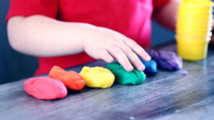 Pentingnya Mengembangkan Bakat Seni pada Anak