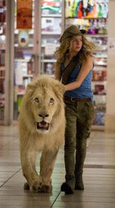 ￼Mia and The White Lion: Persahabatan Indah Manusia dan Singa